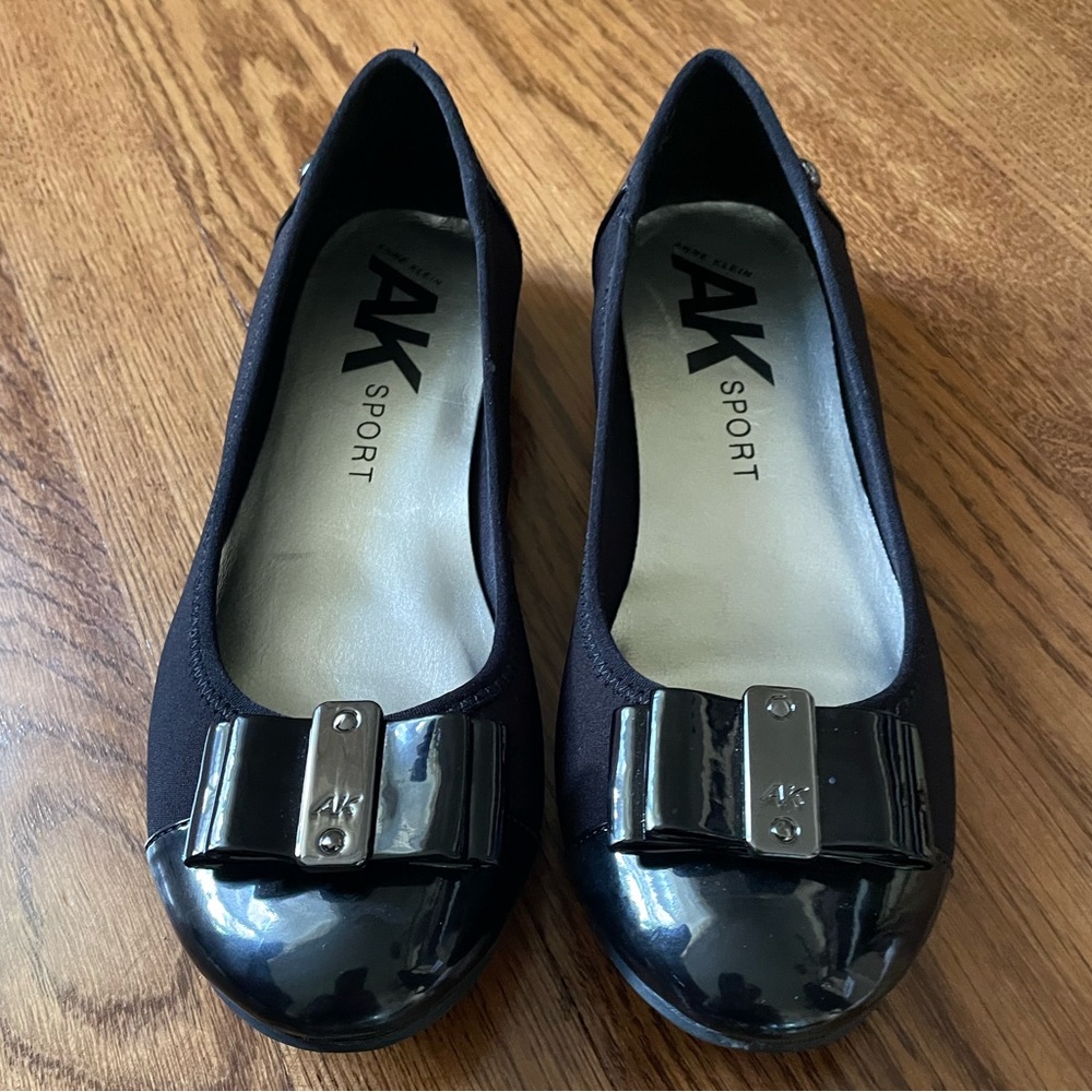 Anne Klein Black Flats